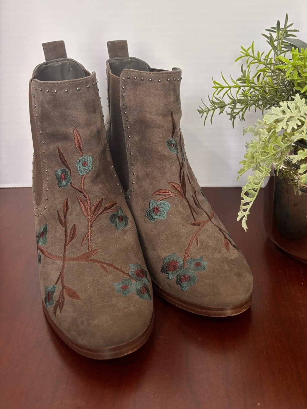Crown Vintage Olive Ankle Boots with Teal Floral Embroidery